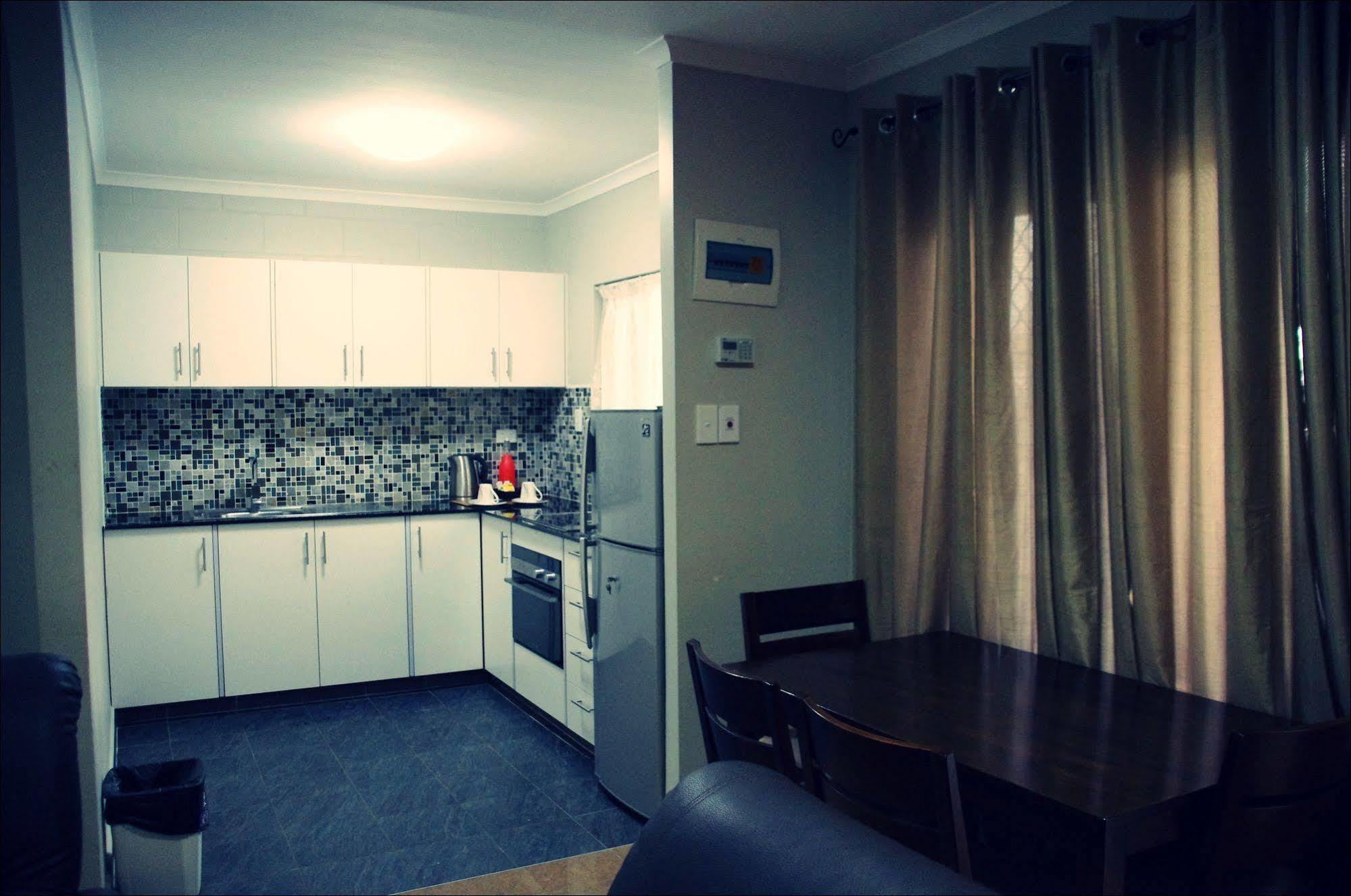 Citi Serviced Apartments And Motel - Korobosea Boroko Exterior photo